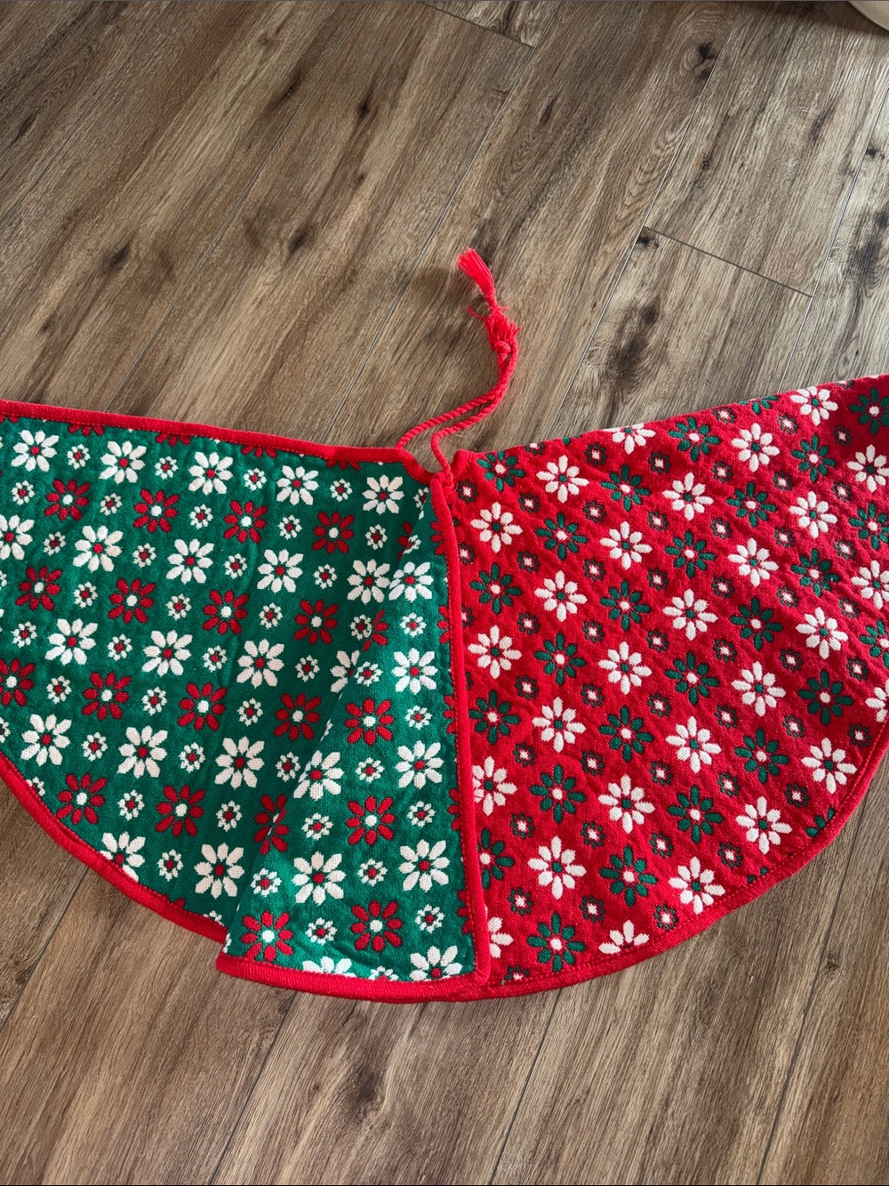 Rare Vintage Reversible wool tree skirt